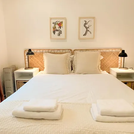 Apartment Madragoa Charm & Comfort Lisbon