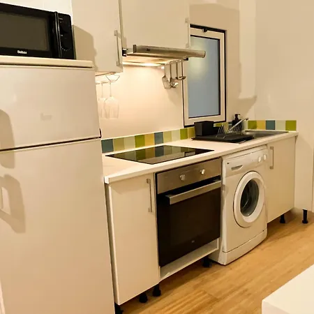 Madragoa Charm & Comfort Апартаменти *